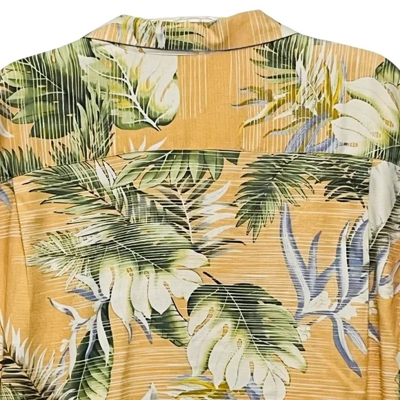 Lot of 2 Silk Hawaiian Tropical Tommy Bahama Button Down Casual Shirts Sz XL